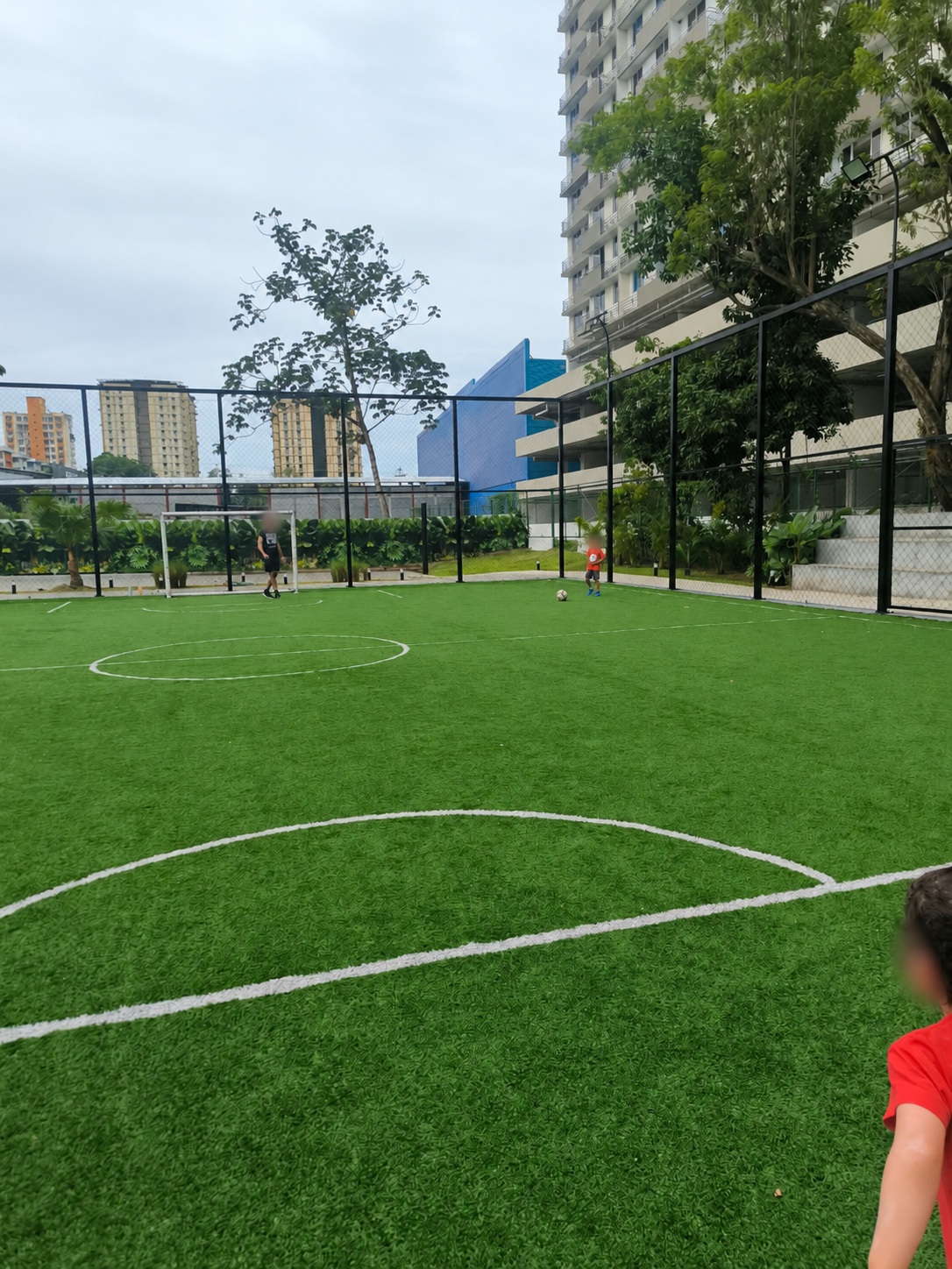 Cancha de fútbol de PH Condado Gardens